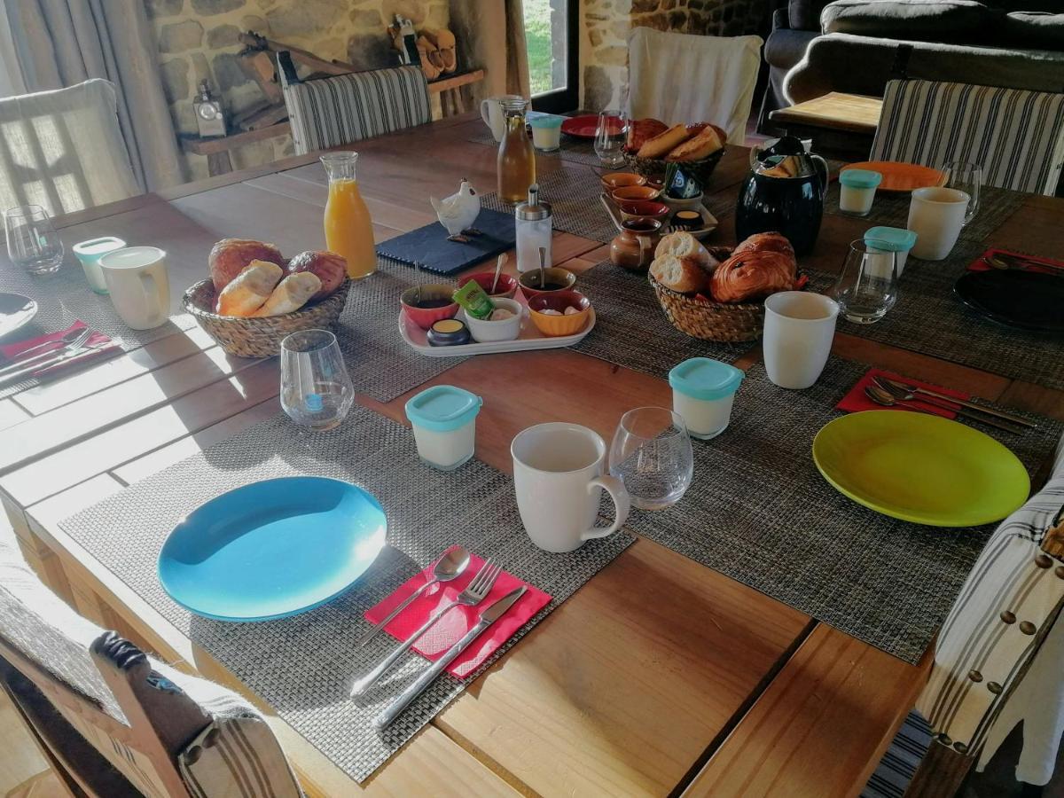Les Longeres De Keridy Bed & Breakfast Brech ภายนอก รูปภาพ